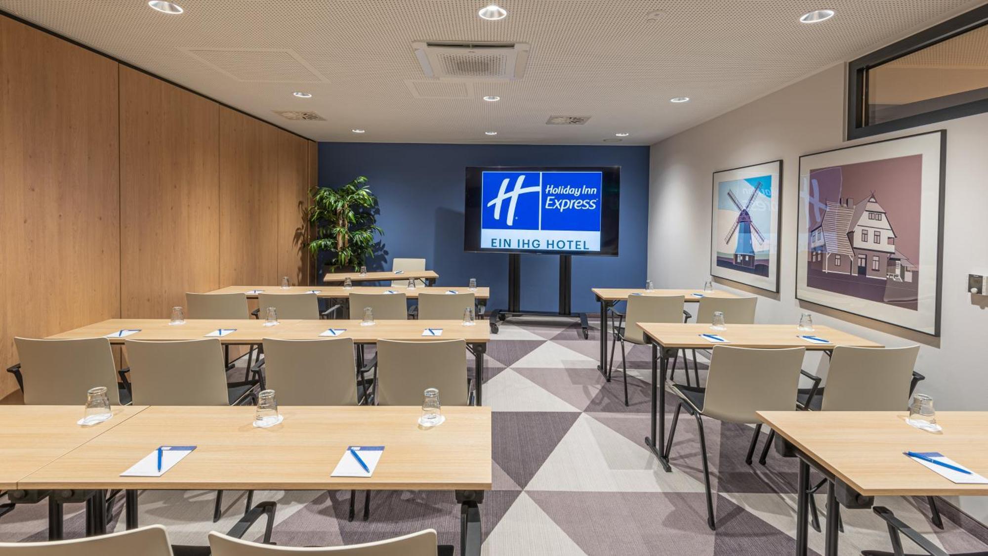 Holiday Inn Express - Hamburg South A7-As42 By Ihg Эгесторф Экстерьер фото